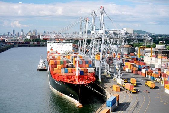 liebherr-panamax-ship-to-shore-container-crane-racine-montreal_img_560x375 - Copie