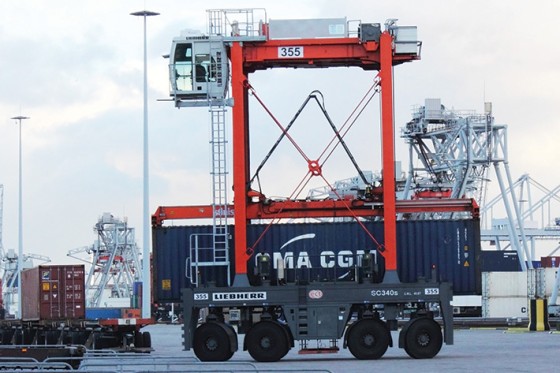 liebherr-straddle-carrier-340s-ect-rotterdam_img_560x375